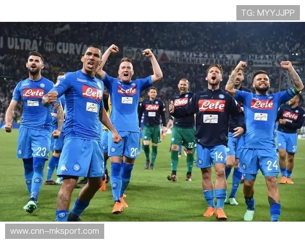 意甲榜首之争激烈，那不勒斯暂居第一，意甲第二轮那不勒斯对ac米兰